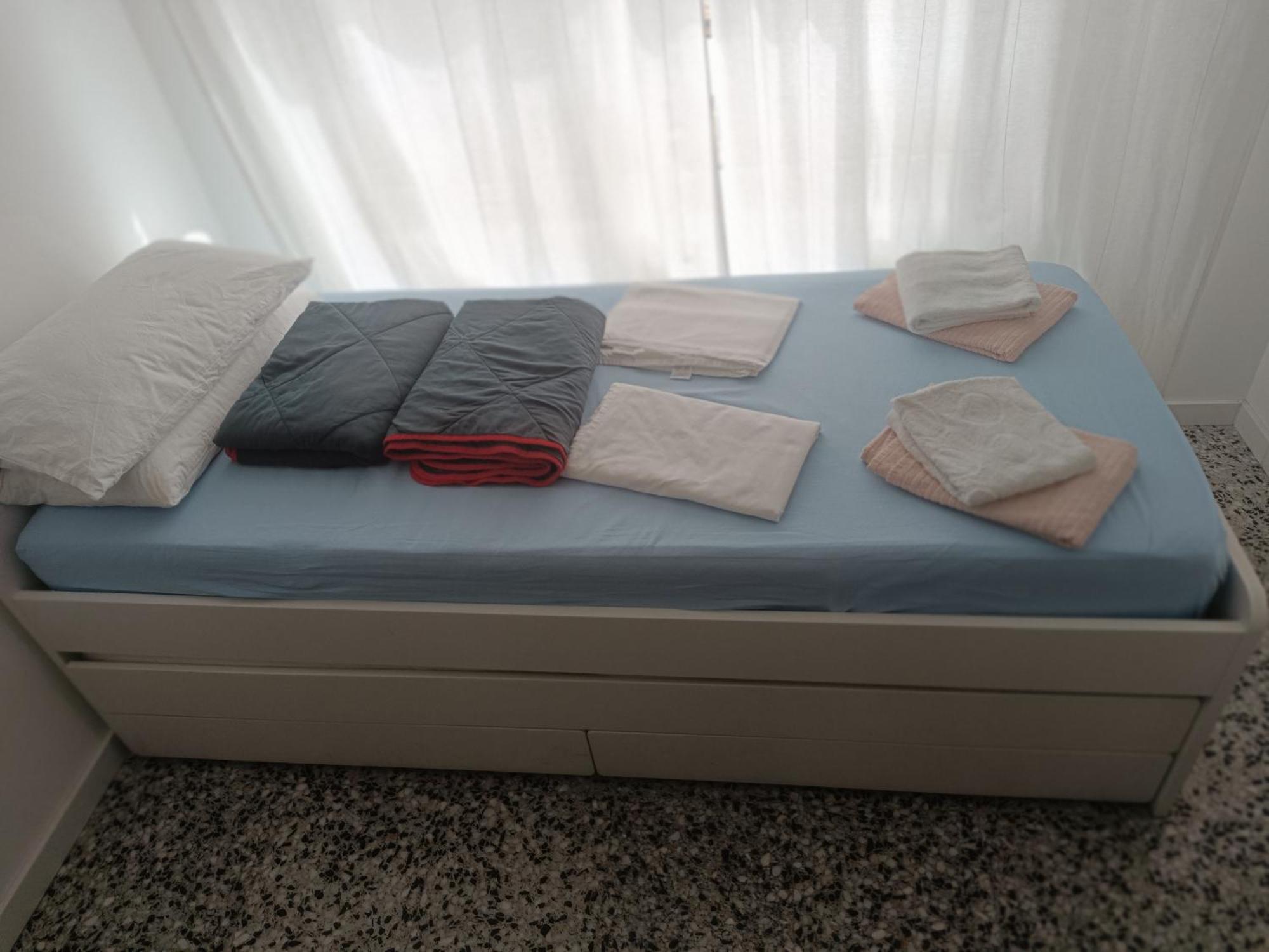 Apartament Flor De Loto Gandia Zewnętrze zdjęcie